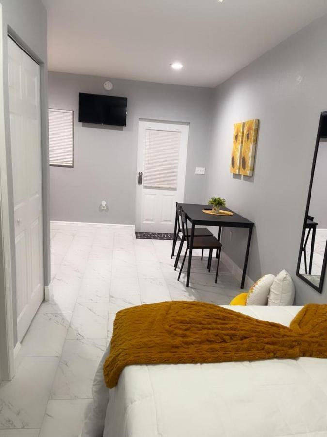 Dan G Apartment Tampa Exterior photo